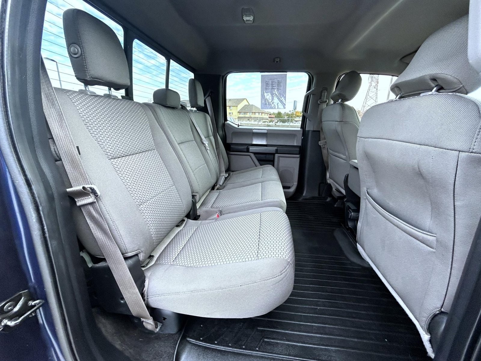 Used 2015 Ford F150 XLT w/ Equipment Group 302A Luxury AWD/4WD image 23