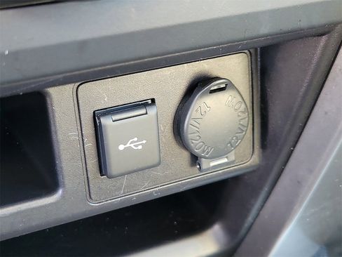 Used 2023 Toyota 4Runner SR5 image 27