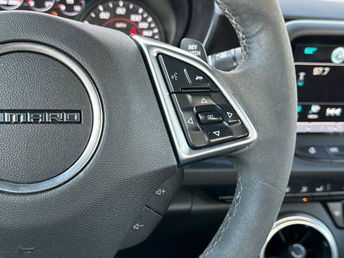 Used 2018 Chevrolet Camaro SS image 37