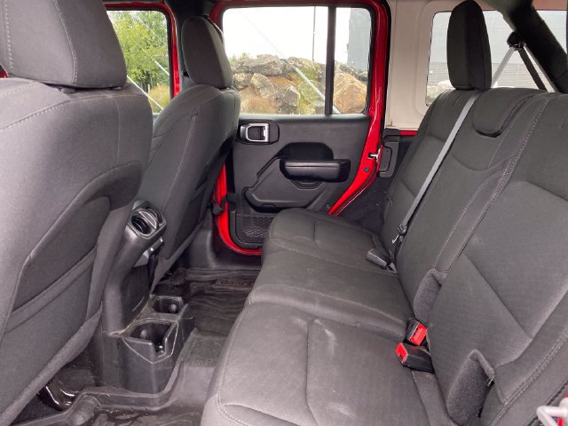Used 2022 Jeep Wrangler Unlimited Sport AWD/4WD image 3