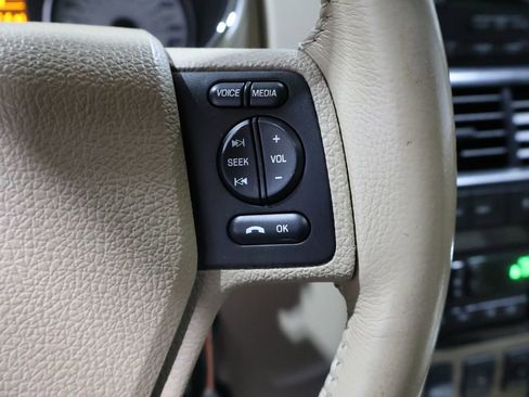 Used 2008 Ford Explorer Sport Trac Limited image 32