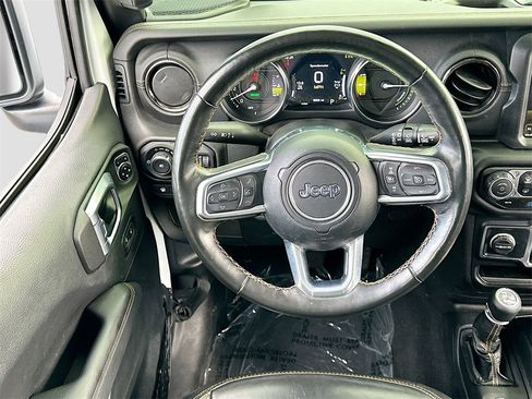 Used 2021 Jeep Wrangler Unlimited Sahara image 23