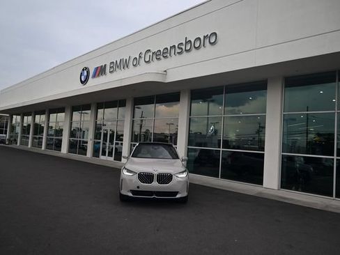 New 2026 BMW X3 xDrive30i w/ Premium Package AWD/4WD image 3