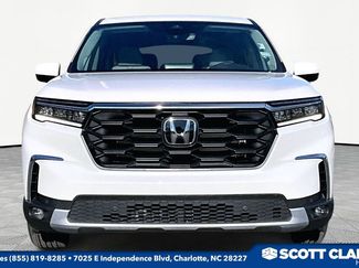 Certified 2025 Honda Pilot EX-L video 2