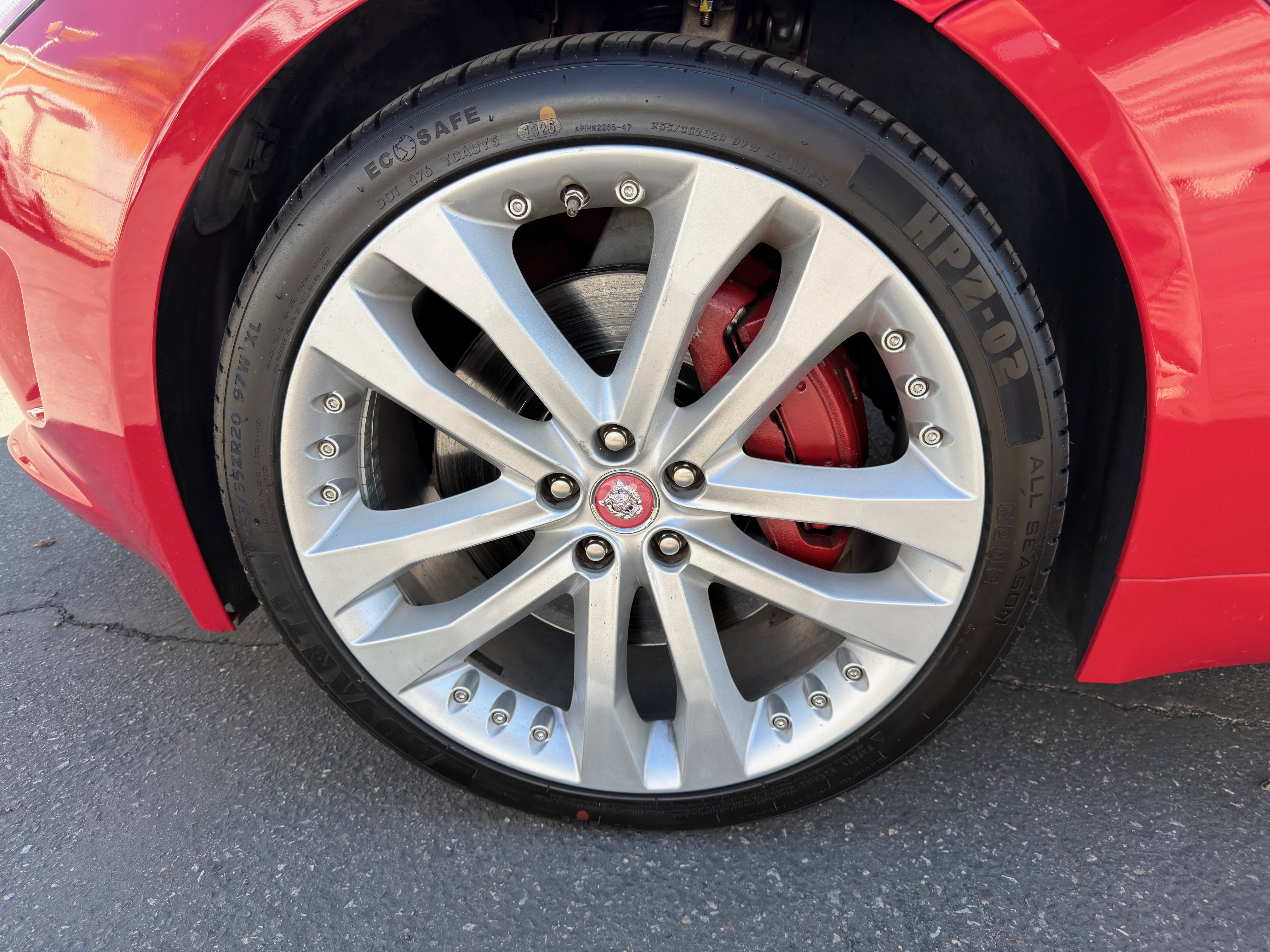 Used 2014 Jaguar F-TYPE Convertible RWD image 28
