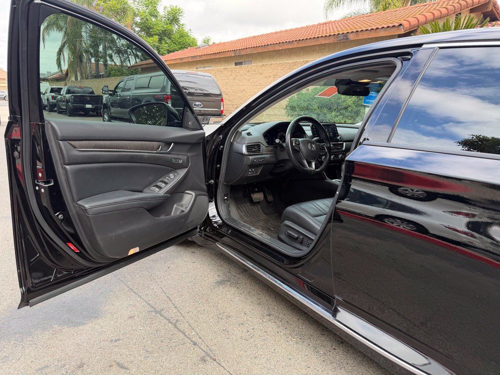 Used 2022 Honda Accord Touring image 22