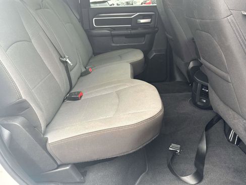 Used 2024 RAM 2500 Big Horn image 28