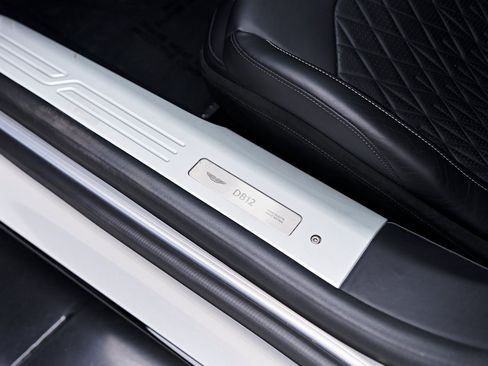 Used 2024 Aston Martin DB12 Coupe image 39