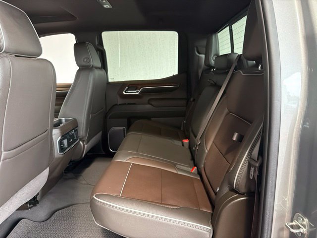 Used 2023 GMC Sierra 1500 Denali w/ Technology Package AWD/4WD image 16