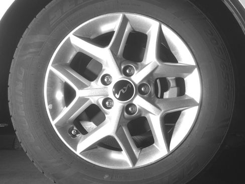 Used 2025 Kia Soul LX w/ LX Technology Package FWD image 18
