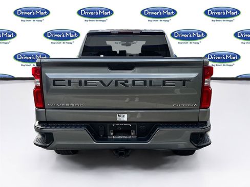 Used 2020 Chevrolet Silverado 1500 Custom w/ Custom Value Package AWD/4WD image 6