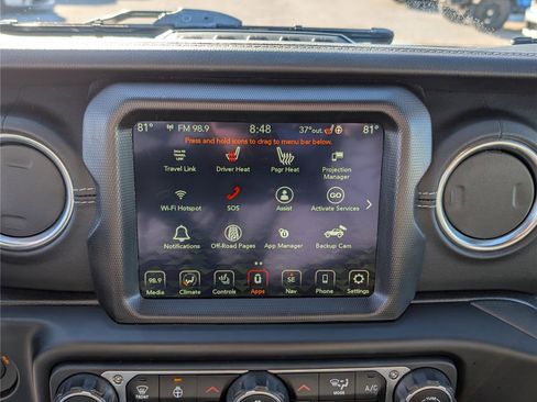Used 2023 Jeep Wrangler Unlimited Sahara w/ Cold Weather Group AWD/4WD image 28