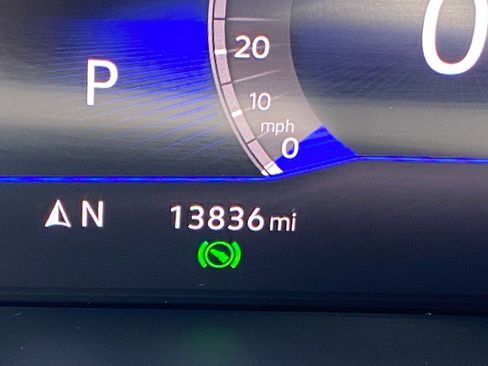 Certified 2023 Volkswagen Taos SE image 15