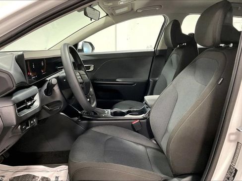 Used 2026 Kia K4 FWD image 25