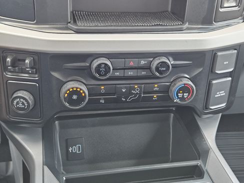 Used 2026 Ford F250 XLT RWD image 19