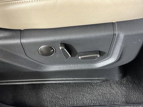 Used 2024 Ford Expedition Max Limited image 40