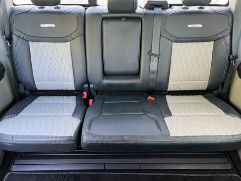 Used 2022 Ford F150 Limited image 15