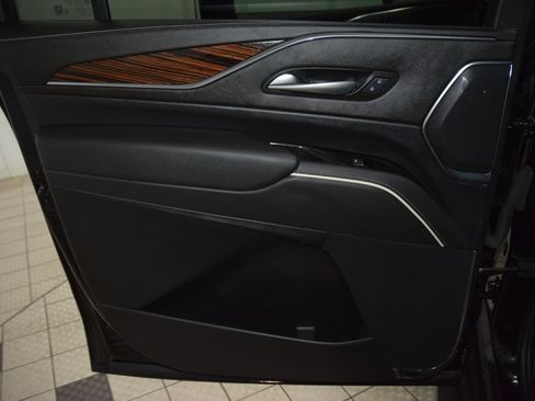 Used 2024 Cadillac Escalade ESV Premium Luxury w/ LPO, Floor Liner Package AWD/4WD image 48