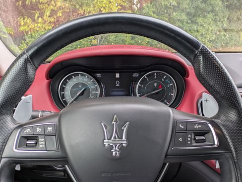 Certified 2022 Maserati Ghibli Modena image 13