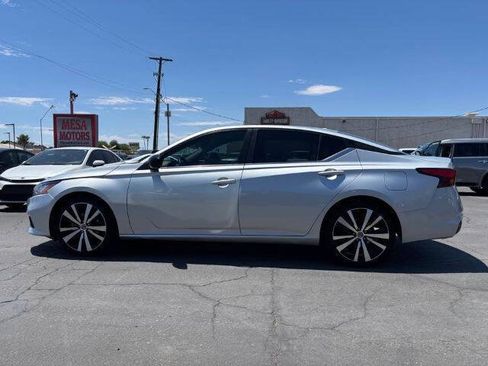 Used 2022 Nissan Altima 2.5 SR FWD image 6