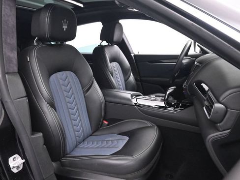 Used 2022 Maserati Levante GT AWD/4WD image 27