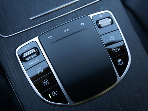 Used 2021 Mercedes-Benz GLC 300 300 image 28