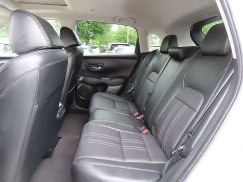 Used 2024 Honda HR-V EX-L image 14