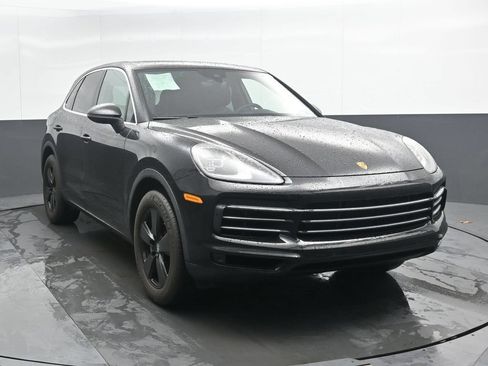 Used 2022 Porsche Cayenne Platinum Edition AWD/4WD image 5