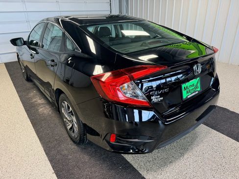 Used 2016 Honda Civic EX image 4