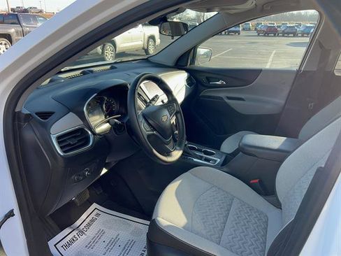 Used 2024 Chevrolet Equinox LT image 15