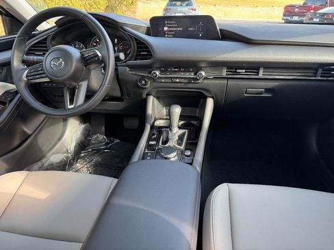 Used 2025 MAZDA MAZDA3 s image 11