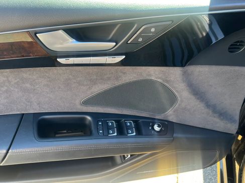 Used 2016 Audi A8 L 4.0T image 23