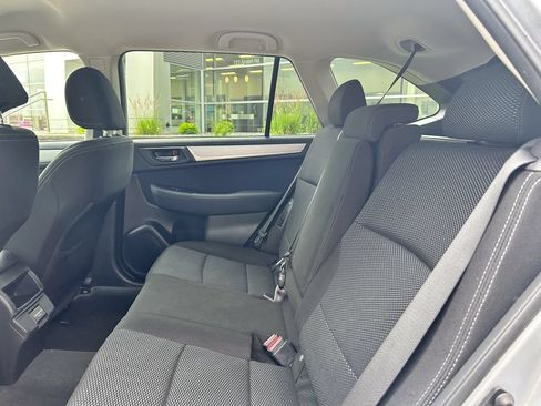Used 2018 Subaru Outback 2.5i Premium AWD/4WD image 13