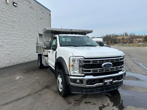 New 2025 Ford F550 4x4 Regular Cab Super Duty image 15
