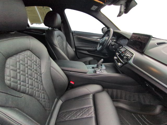 Certified 2023 BMW 540i xDrive w/ M Sport Package AWD/4WD image 22
