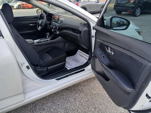 Used 2022 Nissan Sentra SV w/ Trunk Package FWD image 10