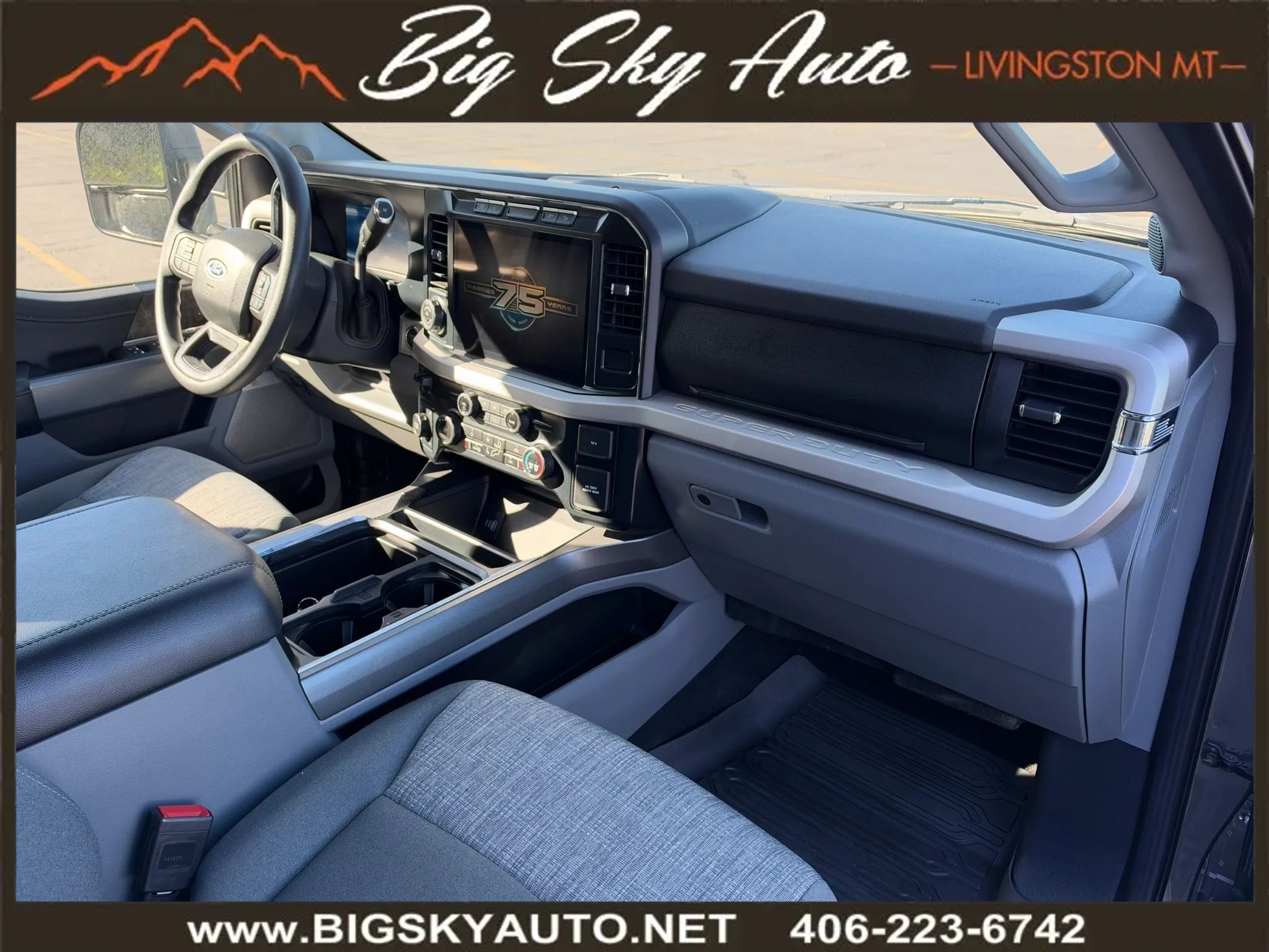 Used 2023 Ford F350 XLT w/ XLT Premium Package AWD/4WD image 16