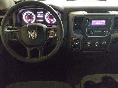 Used 2020 RAM 1500 Tradesman AWD/4WD image 22