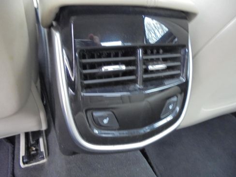 Used 2019 Cadillac XTS Luxury w/ Driver Awareness Package image 11