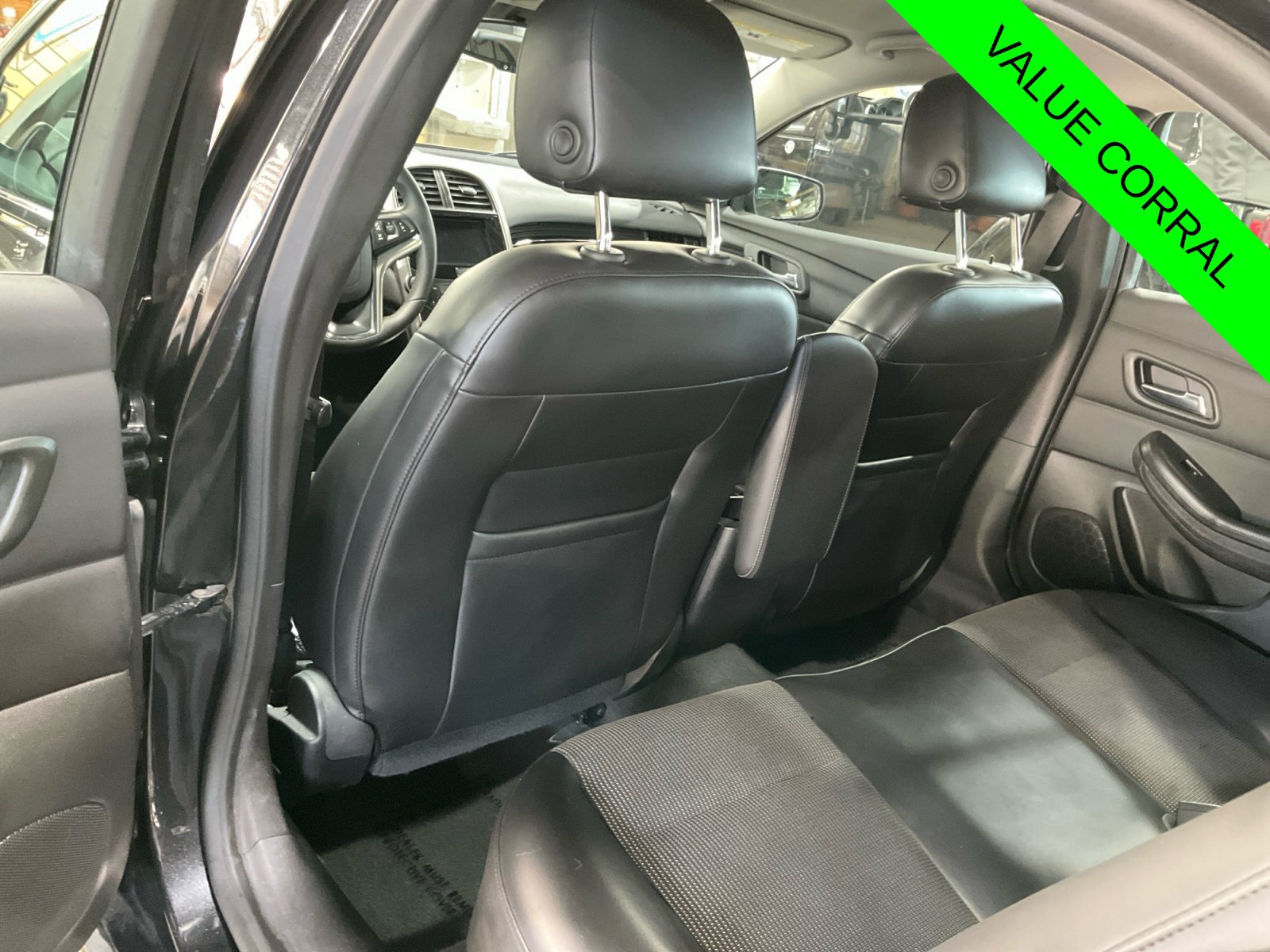 Used 2014 Chevrolet Malibu LT FWD image 20