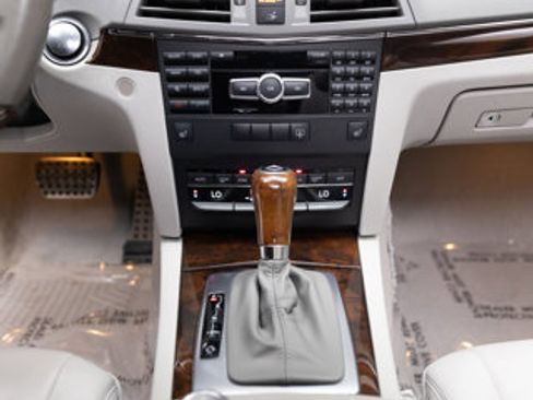 Used 2013 Mercedes-Benz E 350 4MATIC Coupe image 68