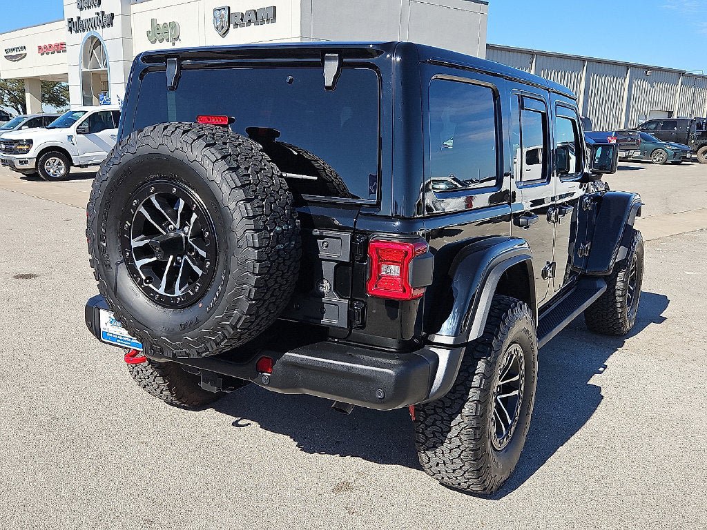 Used 2026 Jeep Wrangler Unlimited Rubicon AWD/4WD image 7