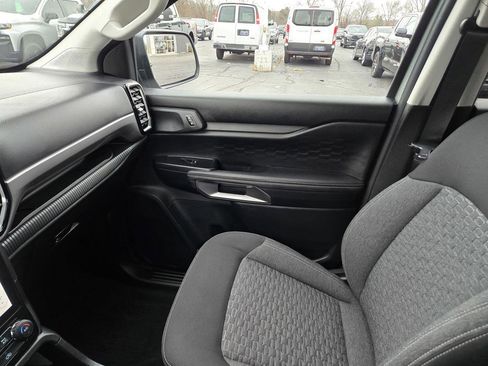 Used 2024 Ford Ranger XLT w/ Technology Package image 16