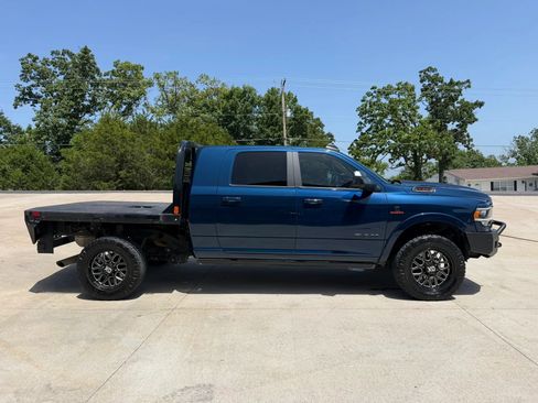 Used 2022 RAM 2500 Laramie AWD/4WD image 2