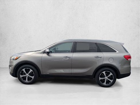 Used 2017 Kia Sorento EX AWD/4WD image 9