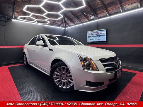 Used 2011 Cadillac CTS Luxury image 1