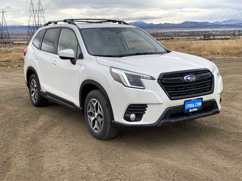 Used 2023 Subaru Forester Premium image 21