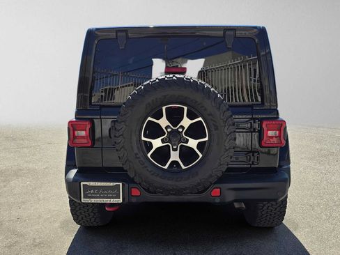 Used 2021 Jeep Wrangler Unlimited Rubicon AWD/4WD image 4