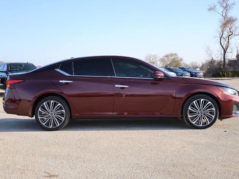 Used 2024 Nissan Altima 2.5 SL image 7