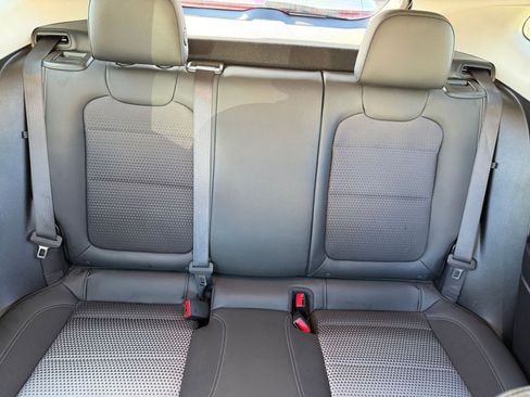 Used 2025 Chevrolet Trax LT image 36